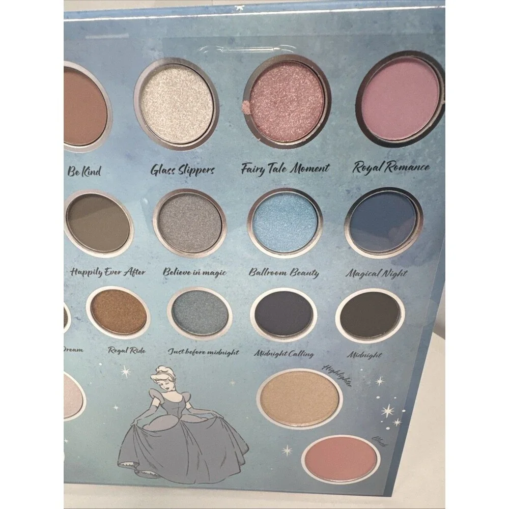 New Disney Princess - CINDERELLA  - 22 Color Face &Eyeshadow Palette - Full Size